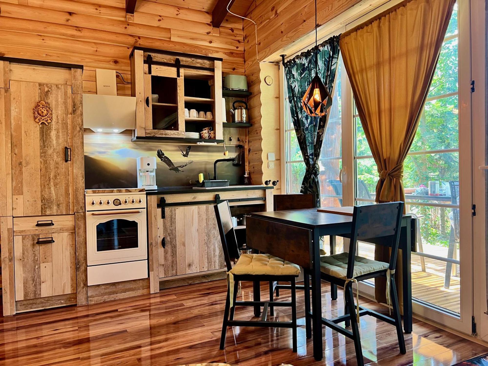 Holzhaus Baerenhoehle Am Wald Und See 네우루핀 외부 사진